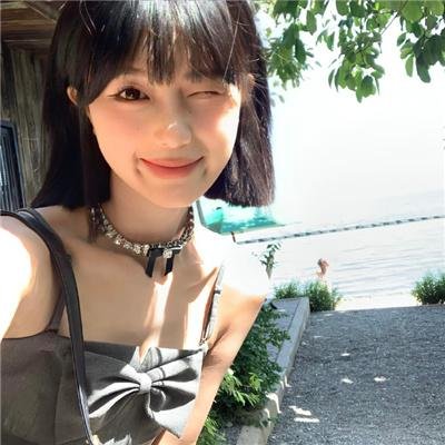 帅哥西装